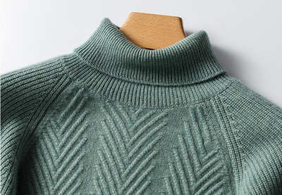 Suéter de Cachemira para Hombre con Cuello Alto y Jacquard - Image 18