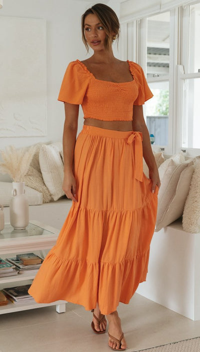 Conjunto Elegante: Blusa Drapeada con Moño y Falda Larga Cintura Alta - Image 7