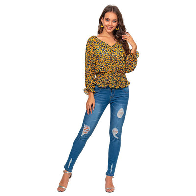 Blusa Manga Larga Escote Profundo con Detalle Floral en Cintura - Image 10