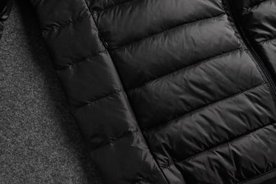 Chaqueta Acolchada Ultraligera con Capucha y Cuello Parado para Hombre - Image 26