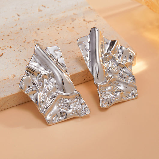 Aretes de Flor Plisada en Metal Líquido - Image 34