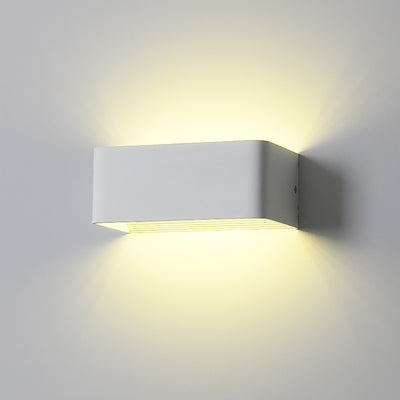 Lámpara de Pared Minimalista para Dormitorio en Aleación - Image 9
