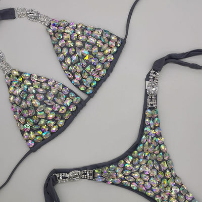 Bikini Deportivo con Detalles de Aleación Diamantada para Mujer - Image 7