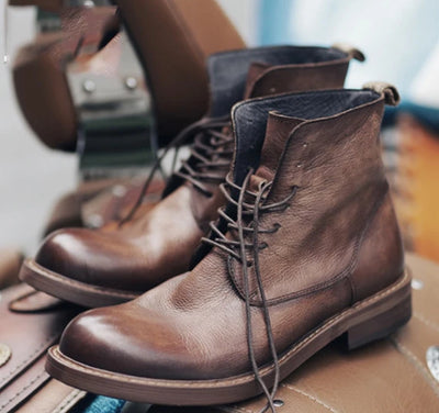 Botas Casuales para Hombre con Caña Corta y Cinturón Ancho - Image 10