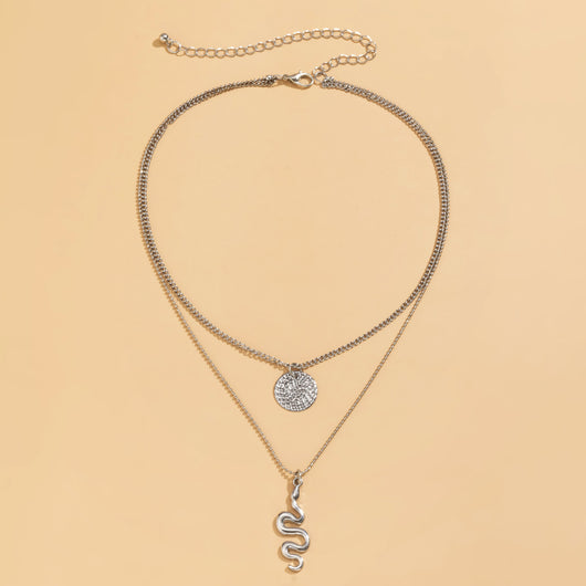 Collar Geométrico Minimalista con Medalla Circular Texturizada - Image 7