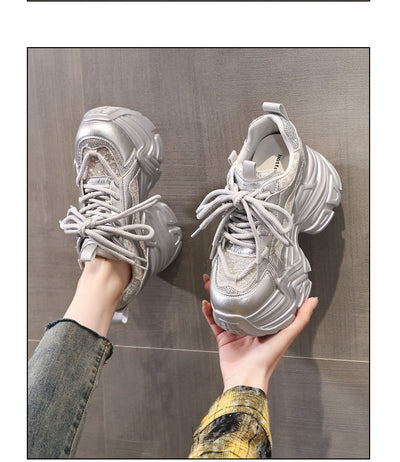 Zapatos Deportivos con Plantilla Elevadora y Detalles Brillantes para Mujer - Image 9
