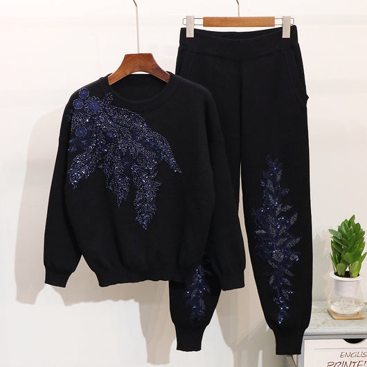 Conjunto de Dos Piezas Tejido con Flores Bordadas y Lentejuelas