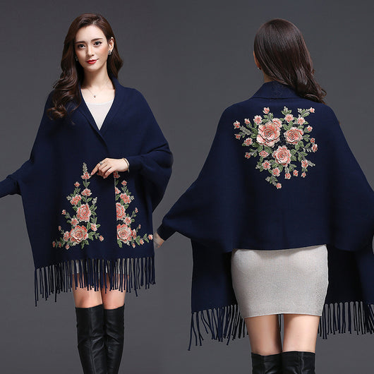 Capa Bordada para Mujer - Abrigo Grueso Elegante con Detalles Artesanales - Image 7