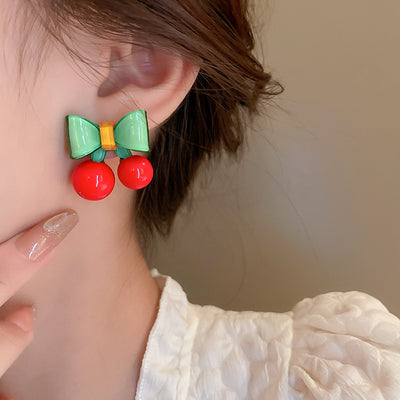 Aretes de Plata con Moño y Cerezas en Contraste de Colores - Image 13