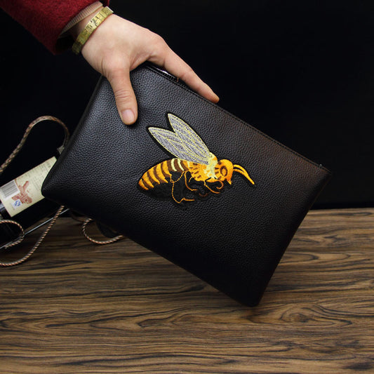Bolsa Sobre para Hombre con Bordado de Abeja