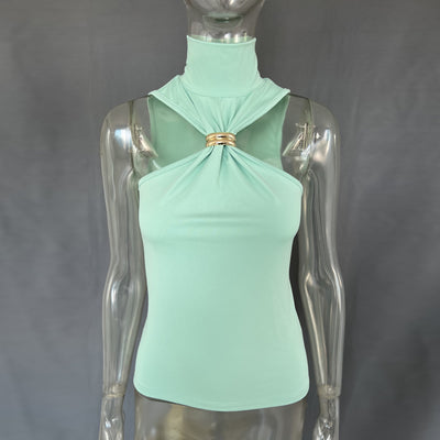 Blusa Dorada sin Mangas con Hombros Descubiertos y Tela Elástica - Image 31