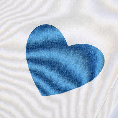 Pantalón Denim Talle Alto Recto con Estampado de Corazones - Image 14