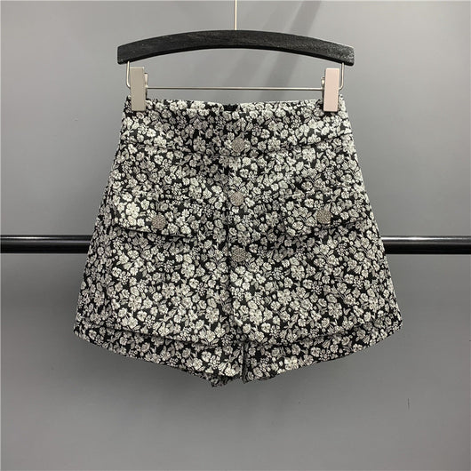 Falda Corta Casual con Diseño de Botones y Flores - Image 7