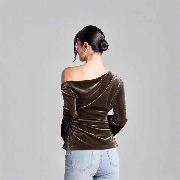 Blusa Entallada con Pliegues y Mangas Acampanadas