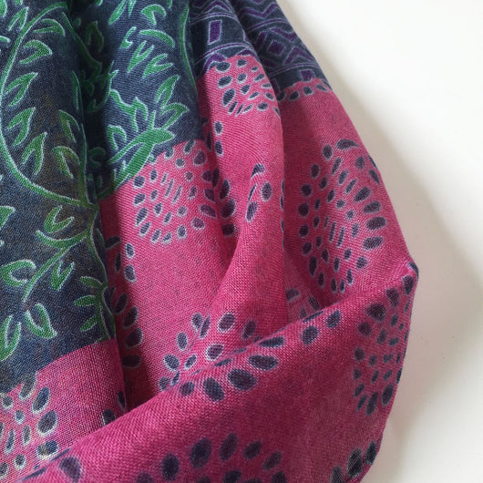 Pañuelo de Seda Antiarrugas Mujer Estampado Geométrico Algodón y Lino - Image 6