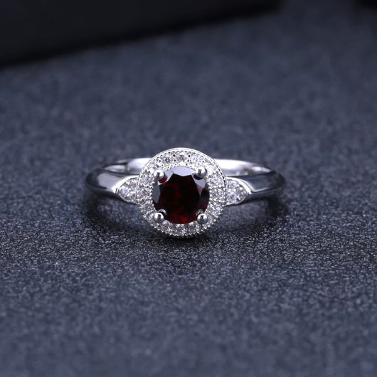 Anillo de Plata 925 con Granate Incrustado