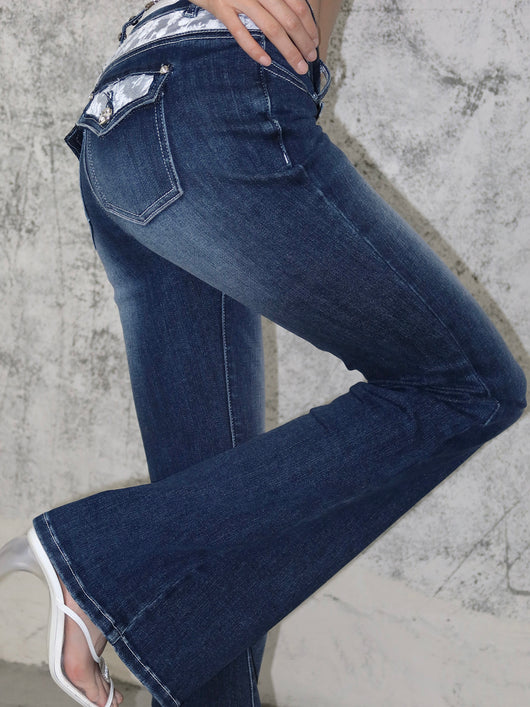 Jeans Acampanados Cintura Baja con Strass Efecto Oscuro - Image 11