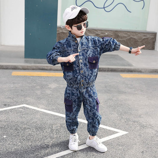 Traje de Mezclilla Infantil con Estampado Minimalista - Image 2