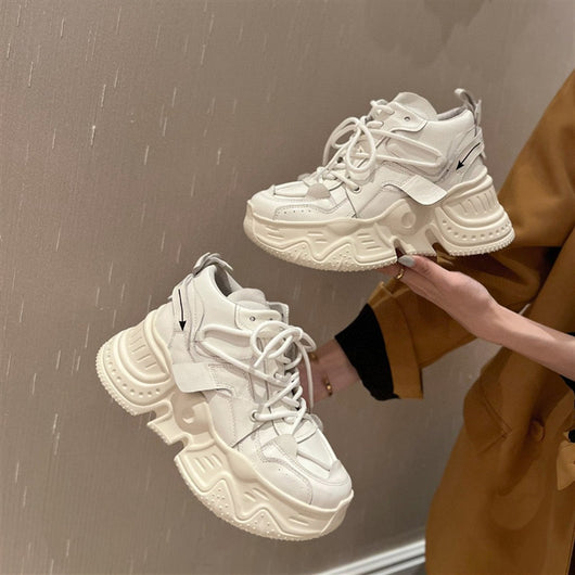 Zapatos Deportivos Casuales para Mujer con Cordones de Cuero y Suela Gruesa Acolchada - Image 4
