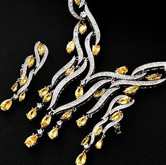 Conjunto de Joyería de Cristal y Zirconia con Colgante de Borla - Image 9