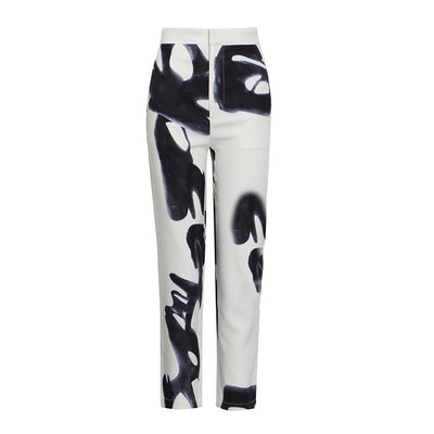 Traje Casual Femenino con Blazer y Pantalón Capri - Image 7