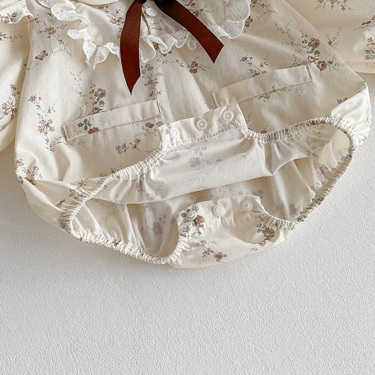 Vestido Romper para Bebé Niña con Mangas Volantes y Encaje - Image 11