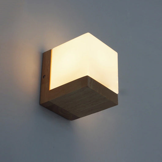 Lámpara de Pared Cuadrada Estilo Japonés en Madera Maciza con Difusor Blanco Esmerilado - Image 4