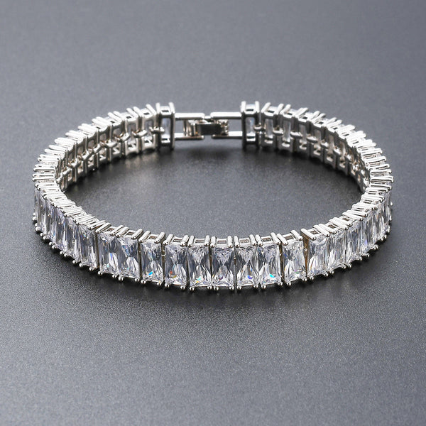 Pulsera de Latón Cuadrada con Zirconia Micropavé