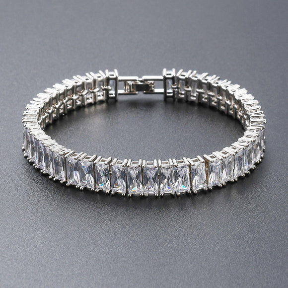 Pulsera de Latón Cuadrada con Zirconia Micropavé