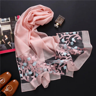 Pañuelo de Seda con Bordado Hueco para Mujer - Estola Ligera Primavera Verano - Image 10