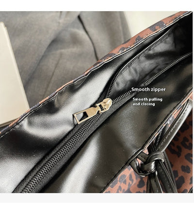 Mochila de Moda con Estampado Leopardo de Gran Capacidad Multiusos - Image 9