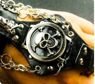 Reloj de Pulsera con Cinturón de Remaches Skull - Image 7