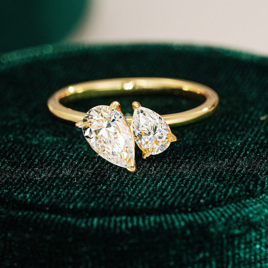 Anillo de Plata 925 con Moissanita Cuadrada y Diseño Exagerado