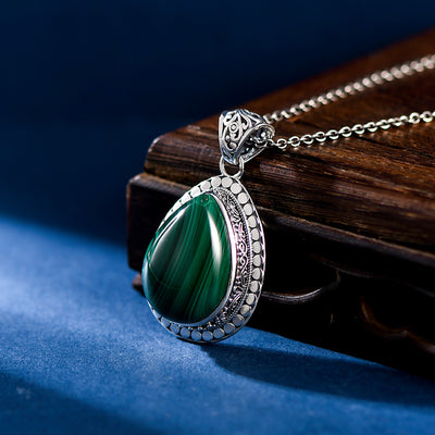 Dije Retro Verde en Plata S925 Forma Gota - Image 11