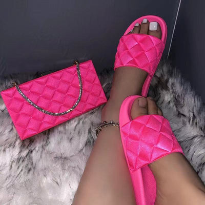 Sandalias y Pantuflas Cuadros con Bolsa Protectora - Image 10