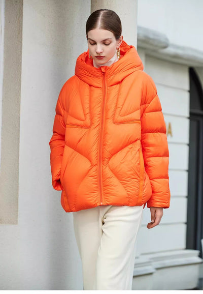 Chaqueta Acolchada Corta con Capucha de Plumón de Pato para Mujer - Image 9
