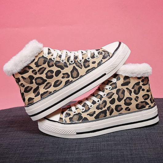 Tenis Coreanos de Suela Gruesa con Estampado Leopardo en Terciopelo - Image 17