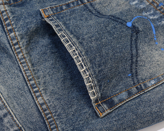 Jeans Casual Desgastados con Estampado de Gato y Efecto Tinta - Image 4