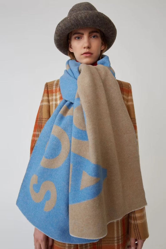 Bufanda de Lana Nórdica Tejida con Logo Designer para Otoño e Invierno - Image 6