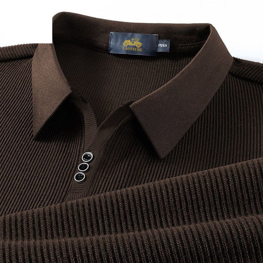 Polera con Textura Vertical y Acceso de Botones de Control - Image 4