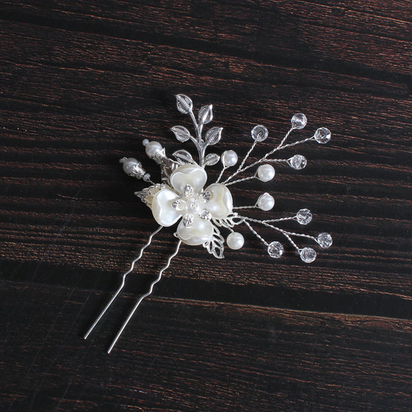 Tocado Nupcial Coreano con Perlas, Flores y Hojas