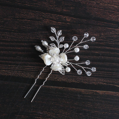 Tocado Nupcial Coreano con Perlas, Flores y Hojas - Image 2