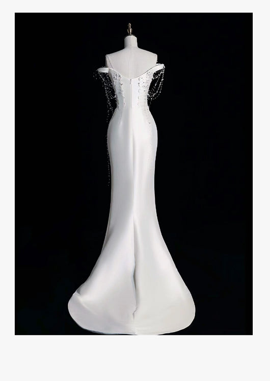Vestido de Fiesta Satinado Hombros Descubiertos con Perlas - Image 18