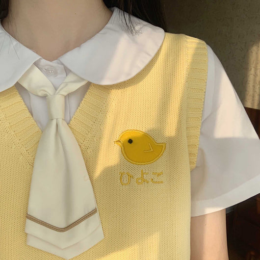Chaleco Tejido Amarillo con Bordado de Pollito - Estilo Versátil para Niña - Image 9