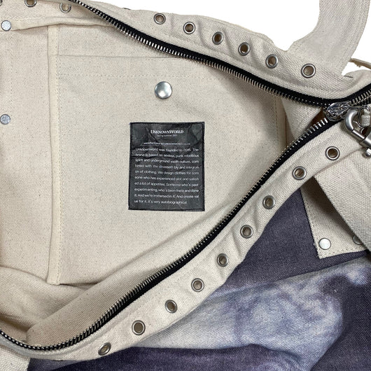 Bolsa Tote Canvas con Estampado de Ojetes Zip - Image 4