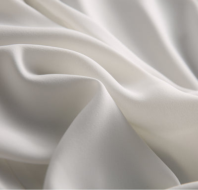 Blusa Profesional de Encaje y Gasa Elegante y Minimalista - Image 11