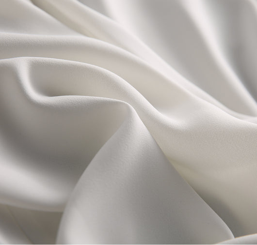 Blusa Profesional de Encaje y Gasa Elegante y Minimalista - Image 11