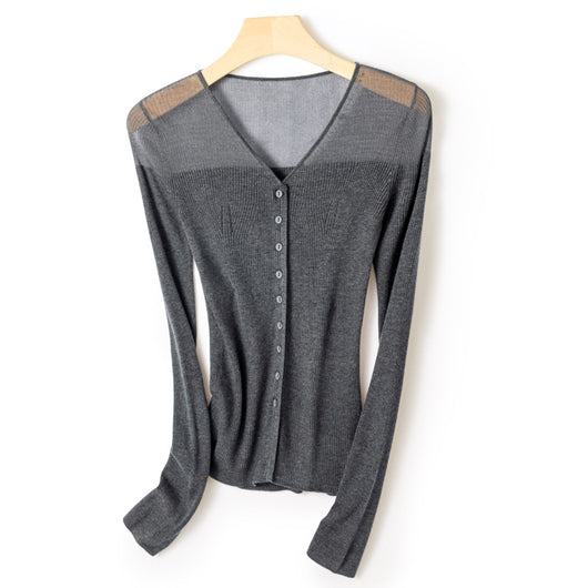 Blusa Escote Profundo Abotonada Manga Larga - Image 6