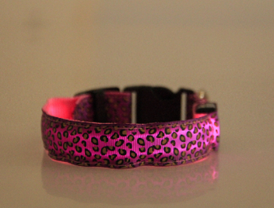 Collar LED Ajustable para Perros con Diseño Leopardo - Seguridad Nocturna - Image 20