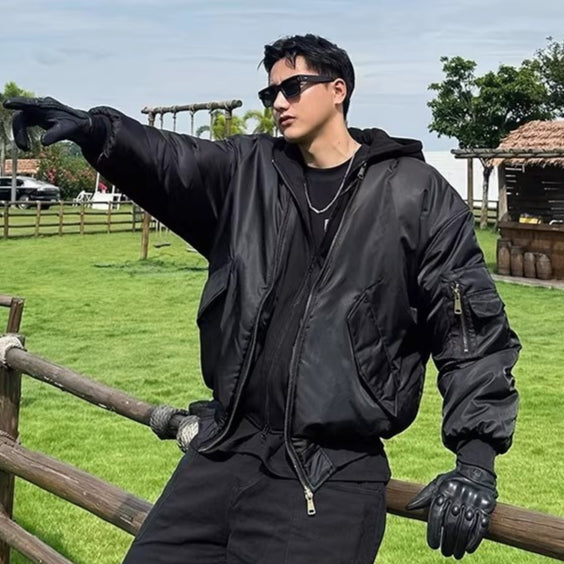 Chaqueta de Vuelo Acolchada Negra con Capucha - Diseño Dos Piezas